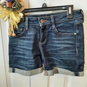Arizona Jean Shorts - Size 1